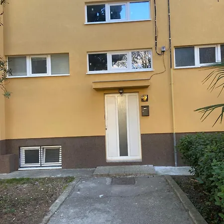 アパート Fantastic View ザダル